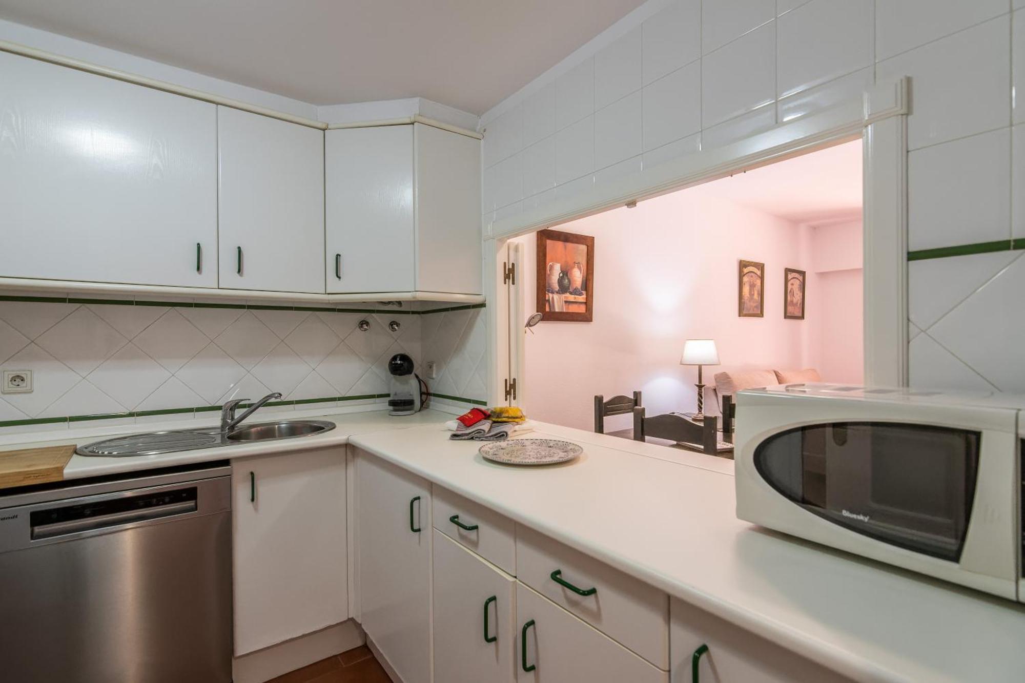 Apartment Hoyo I By H